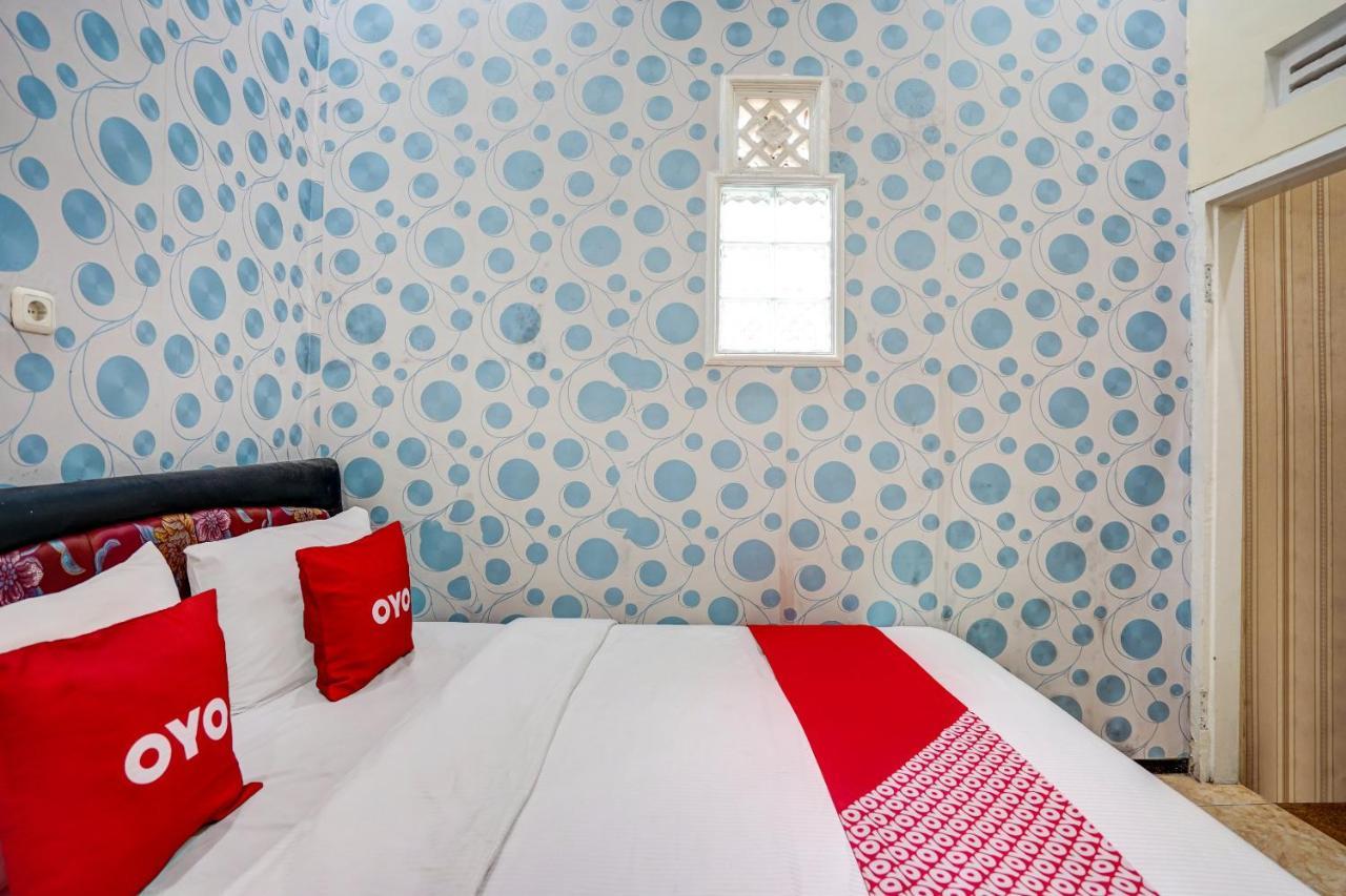 Super Oyo 90642 Lancar Homestay Syariah Tlekung Esterno foto