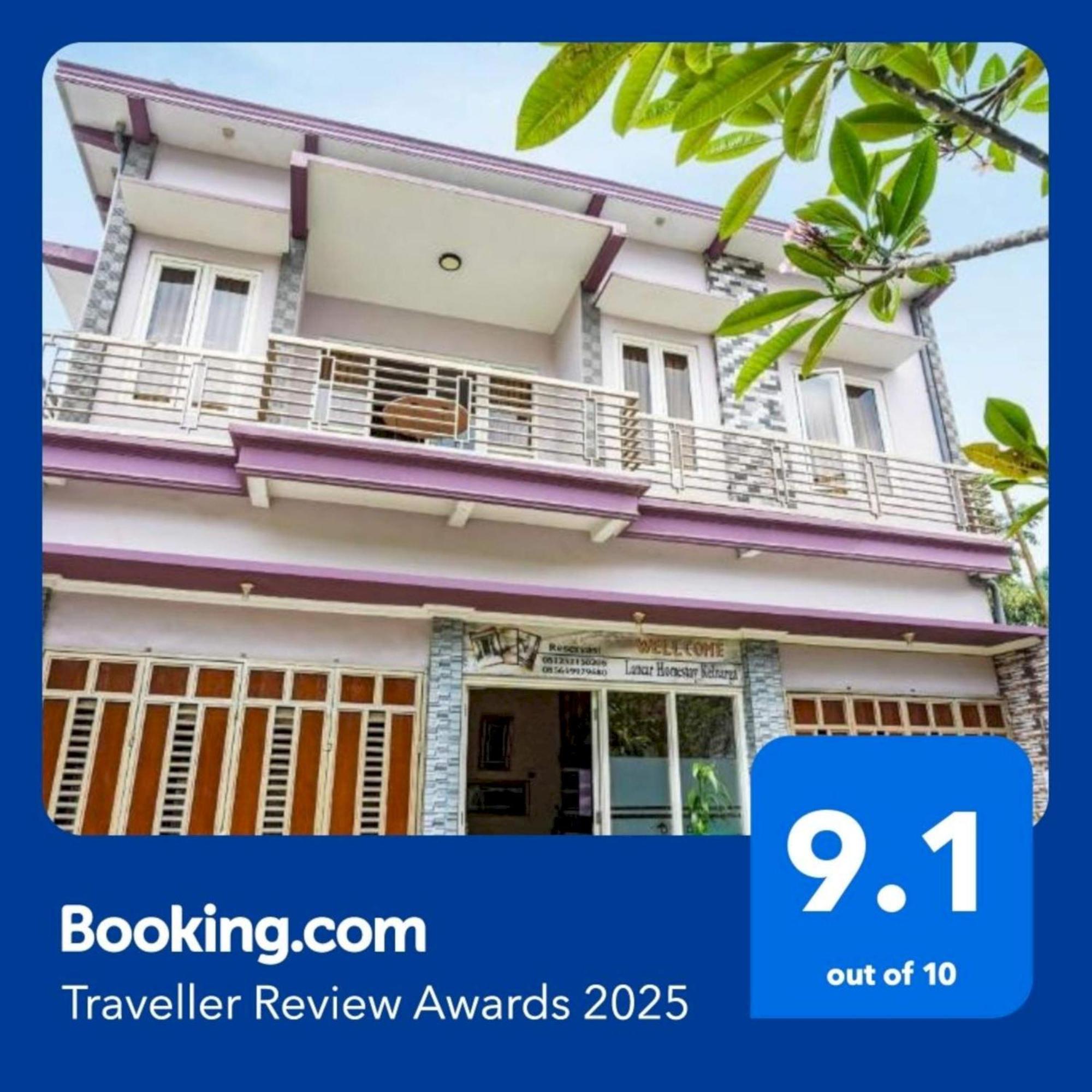Super Oyo 90642 Lancar Homestay Syariah Tlekung Esterno foto